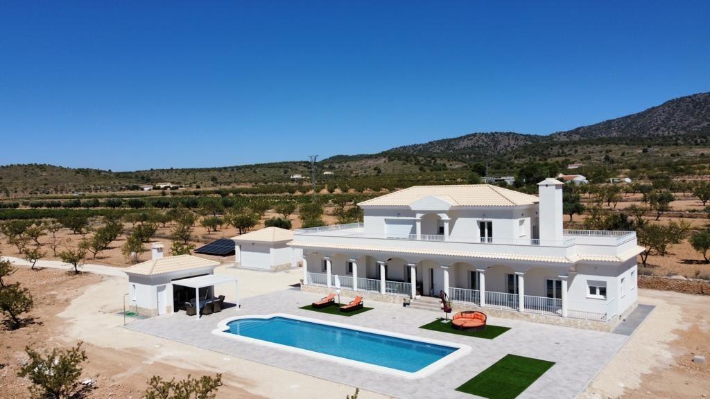 New villa in Pinoso
