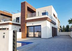 New villa in Daya Nueva