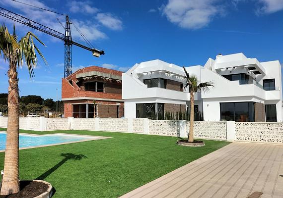 Nuevo villa en Pilar de La Horadada