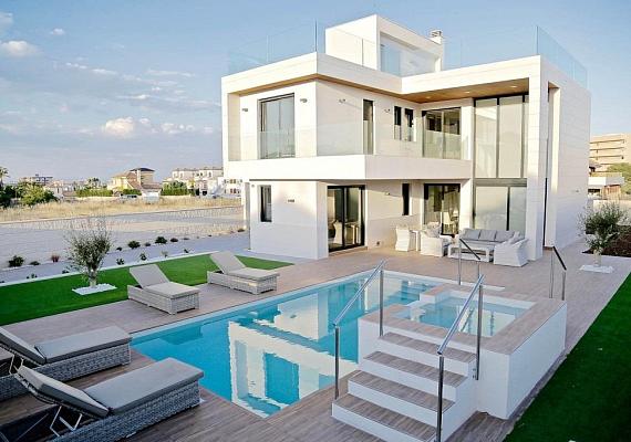 New villa in Orihuela Costa