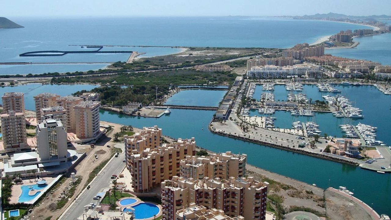 Nuevo apartamento en La Manga del Mar Menor