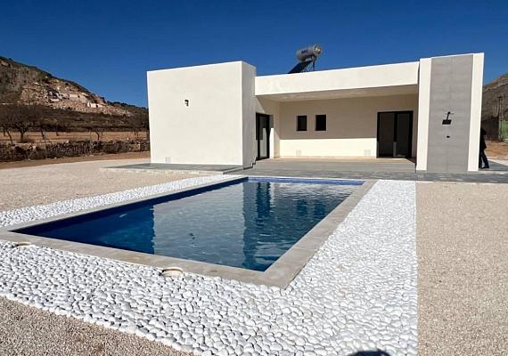 New villa in Abanilla
