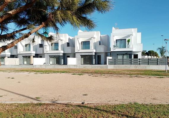 Nuevo villa en San Javier