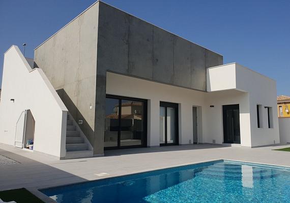 New villa in Pilar de La Horadada