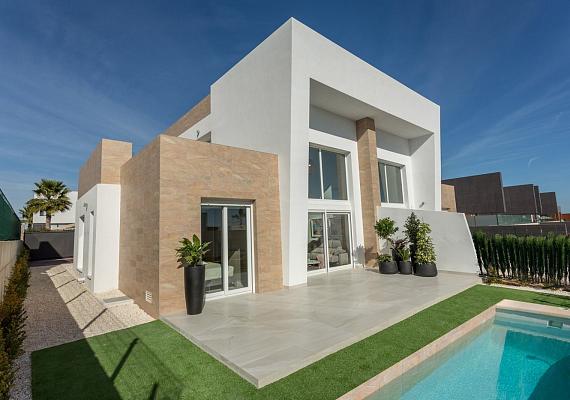 Nuevo villa en Algorfa