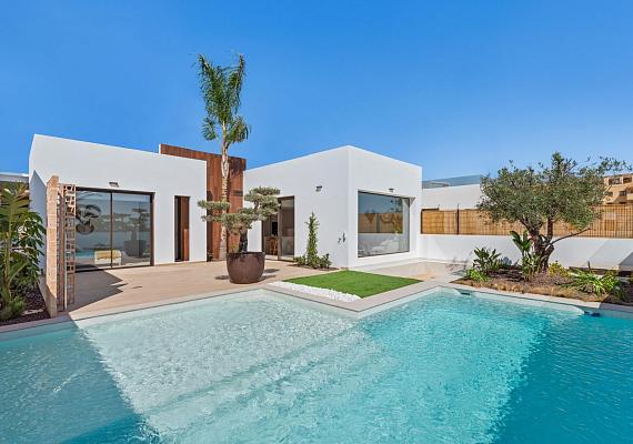 New villa in Los Alcazares