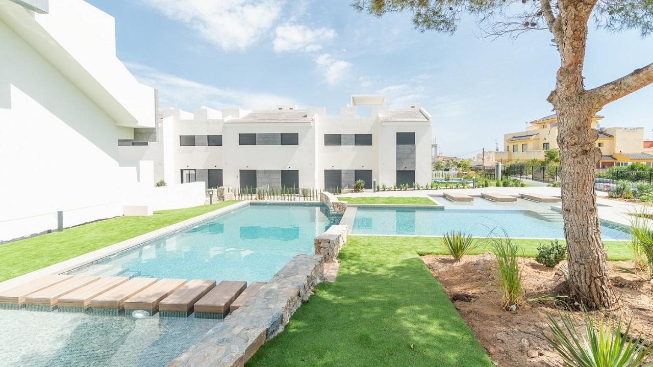 Новое бунгало в Torrevieja
