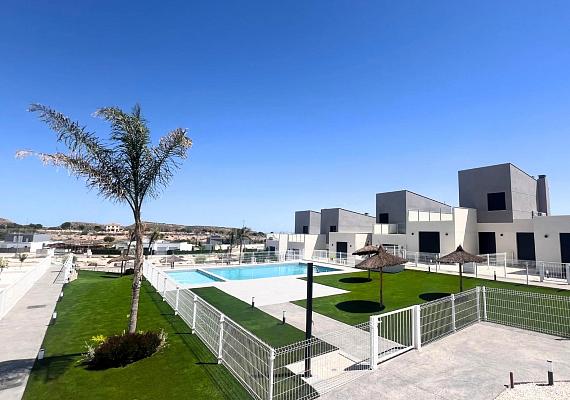 Nuevo villa en Baños y Mendigo