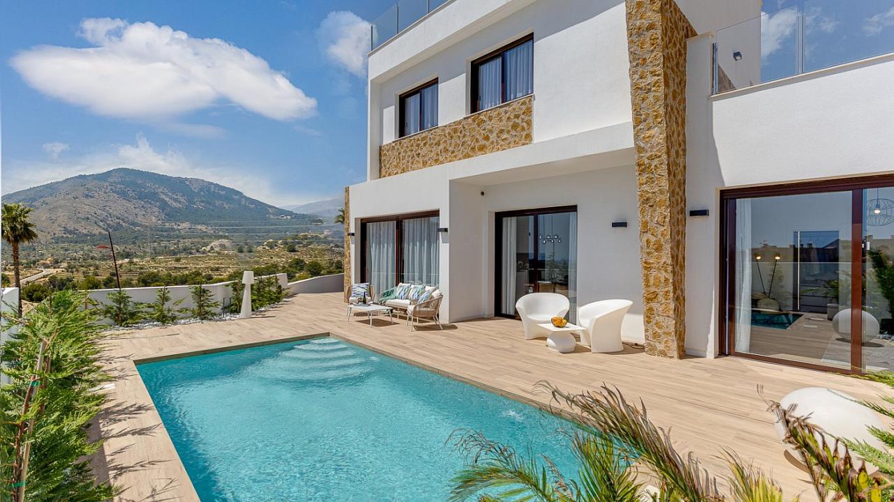 New villa in Finestrat