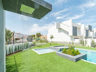 New bungalow in Torrevieja