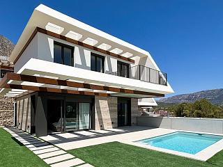 Nuevo villa en Polop