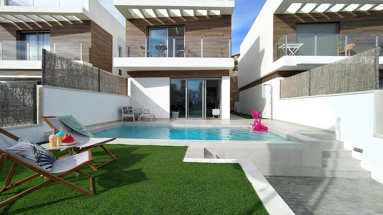 Новая вилла в Orihuela Costa