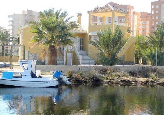 New villa in La Manga del Mar Menor