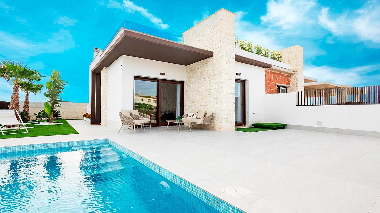 Nuevo villa en Orihuela