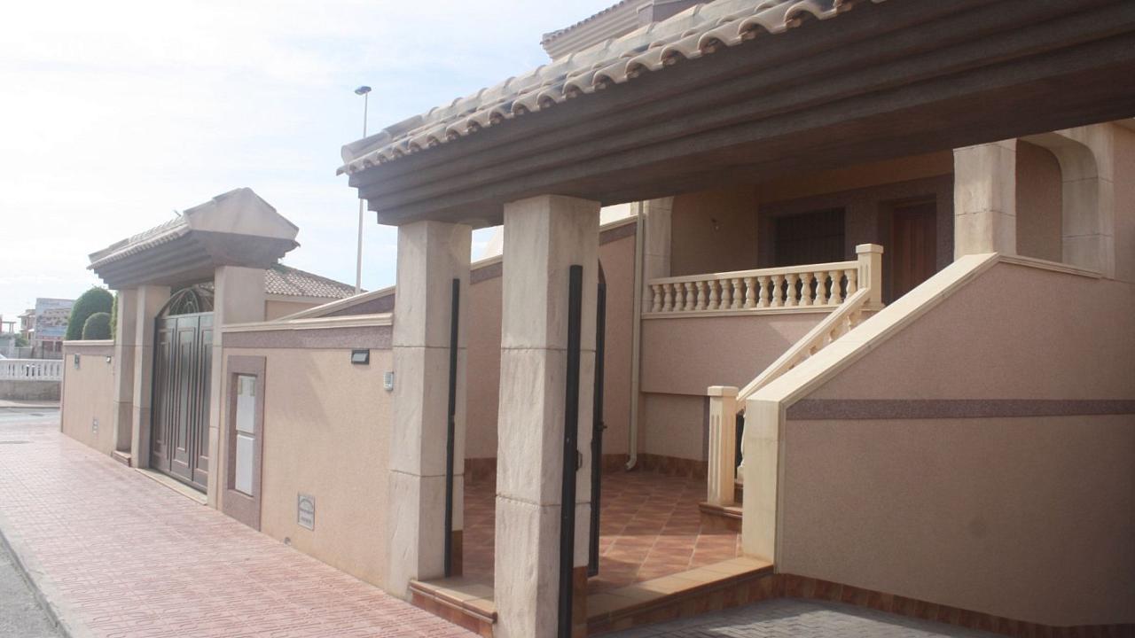 New townhouse in Torrevieja