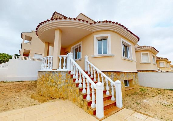 New villa in San Miguel de Salinas