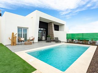 Nuevo villa en Algorfa