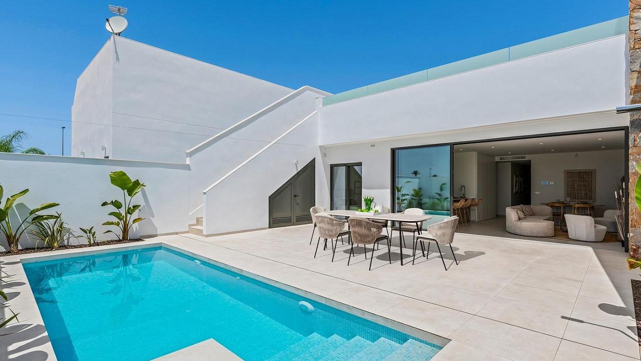 New townhouse in Los Alcazares