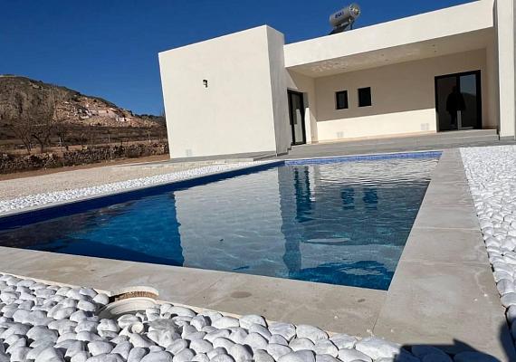 New villa in Hondón de las Nieves