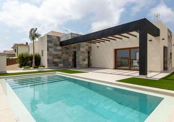 New villa in Torrevieja