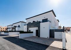 Новый таунхаус в Gran Alacant