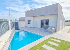 New villa in Pilar de La Horadada
