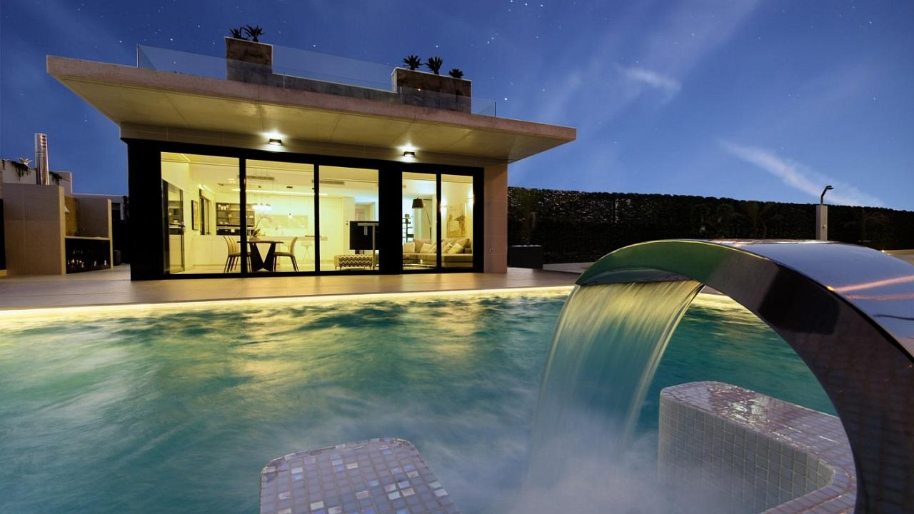 New villa in Orihuela Costa