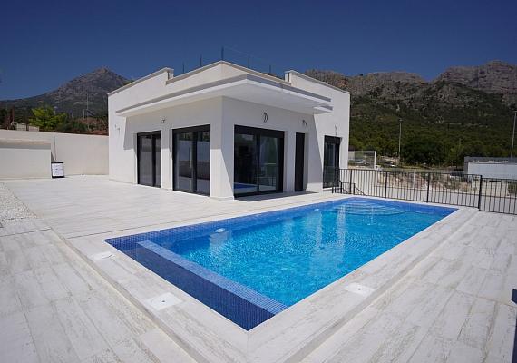 New villa in Polop