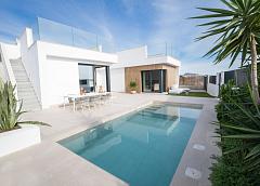 New villa in Baños y Mendigo