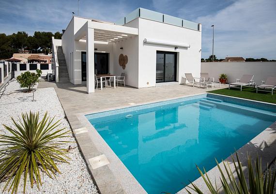New villa in Pilar de La Horadada