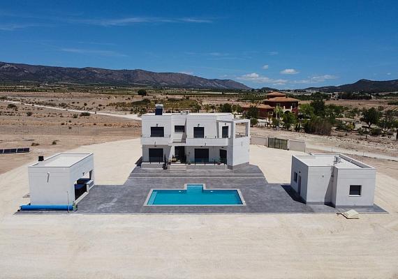 New villa in Pinoso