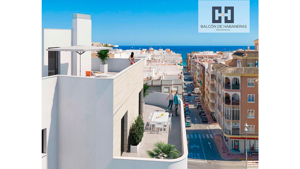 Современные пентхаусы от застройщика рядом с пляжем в Торревьехе