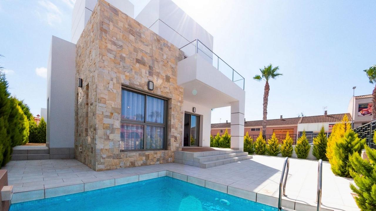 New villa in Los Alcazares