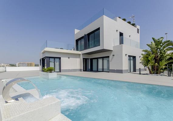 Nuevo villa en Orihuela Costa