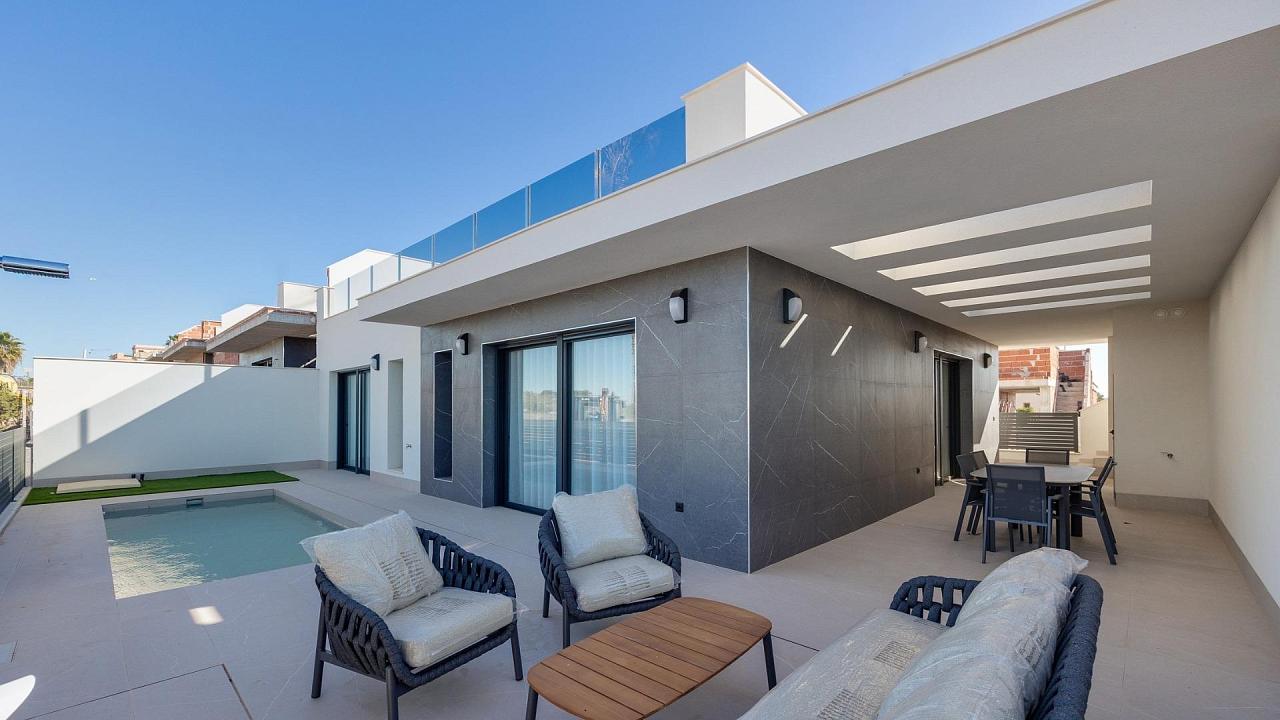 Новая вилла в Torrevieja