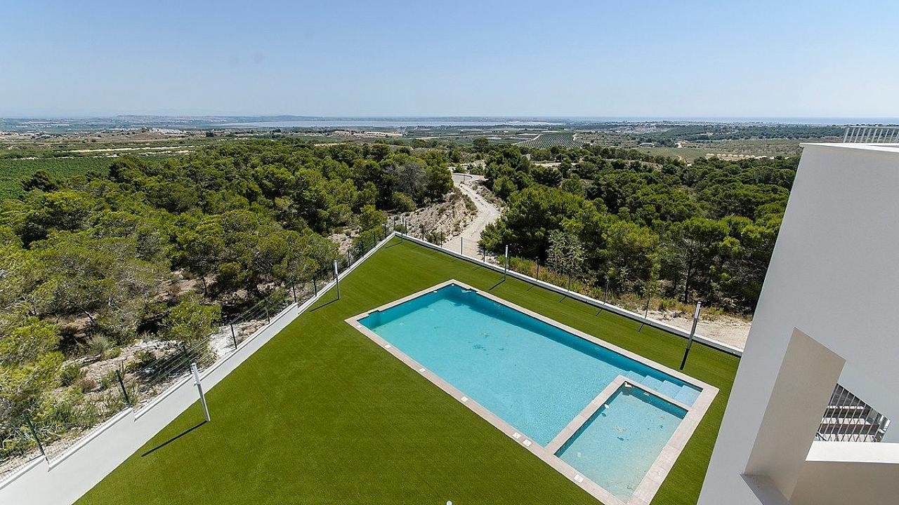 Новое бунгало в San Miguel de Salinas