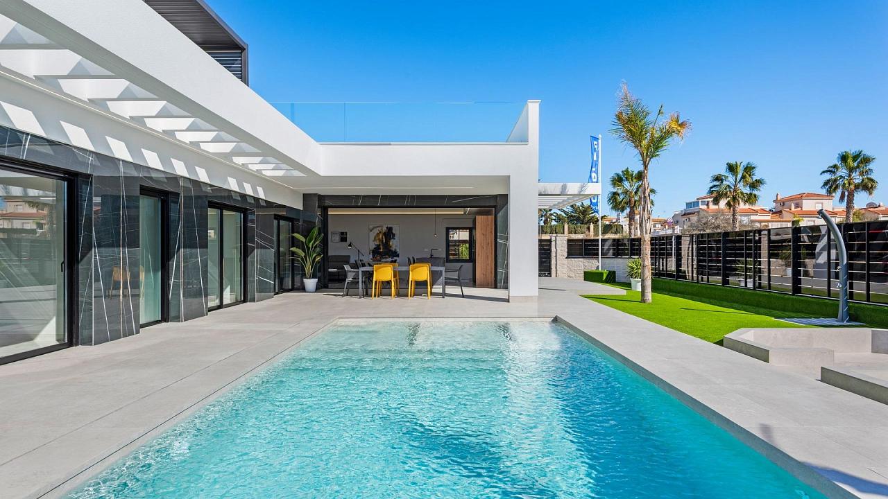 Nuevo villa en Algorfa