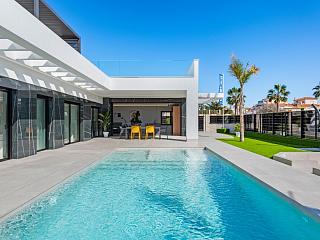 Nuevo villa en Algorfa