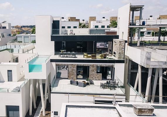 New villa in Rojales
