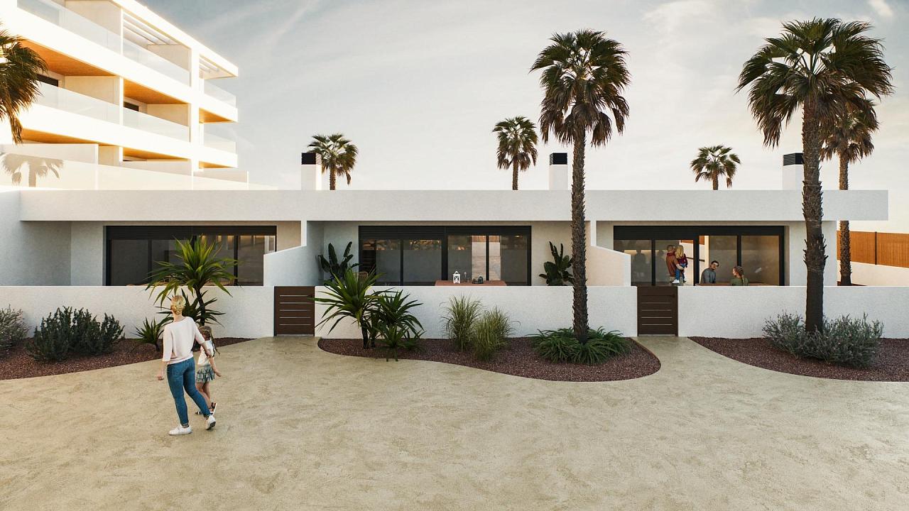 Новый таунхаус в Torrevieja