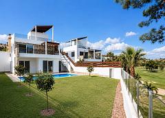 Nuevo villa en Rojales