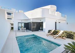 Nuevo villa en Torrevieja