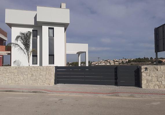 Nuevo villa en Algorfa