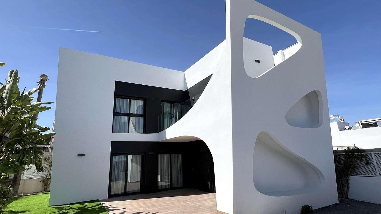Nuevo villa en Rojales